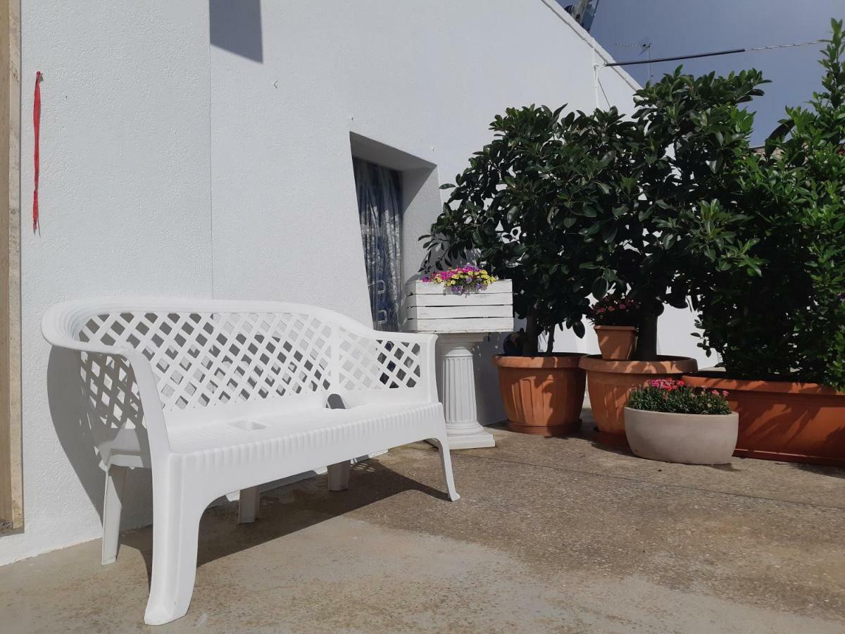 Trullo Della Rosa Villa Martina Franca Luaran gambar