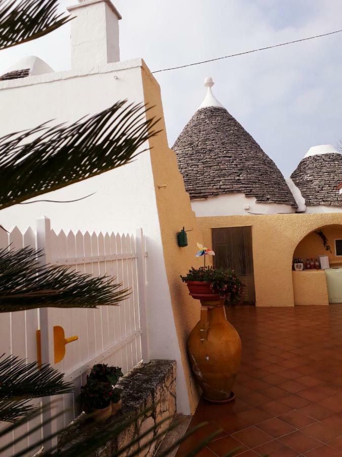 Trullo Della Rosa Villa Martina Franca Luaran gambar